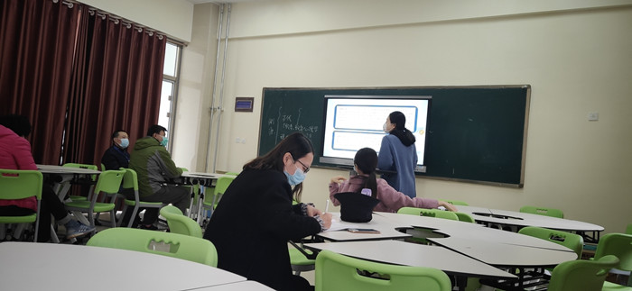 1585967960390301.jpg 李亚楠_副本.jpg